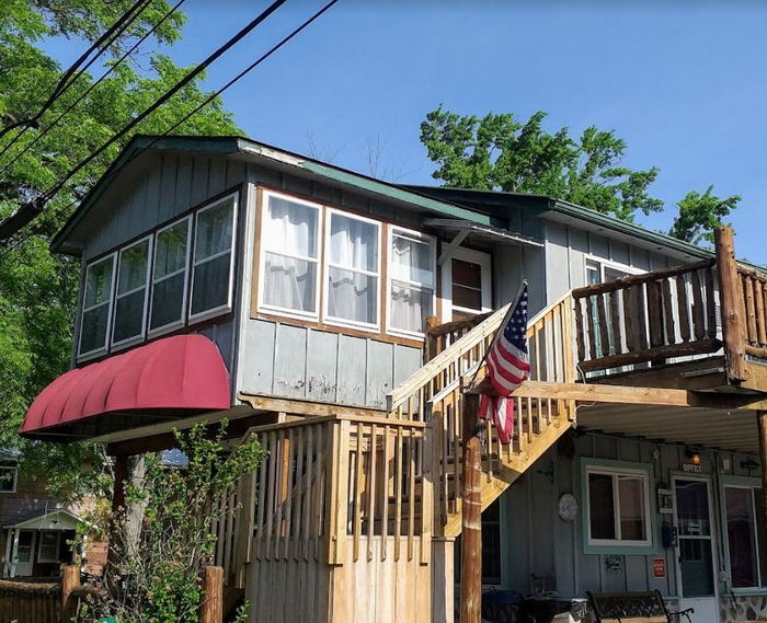 Travelers Motel (Sportsmen Motel) - From Web Listing (newer photo)